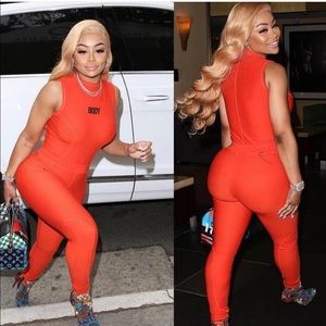 Cute two piece right fitting set